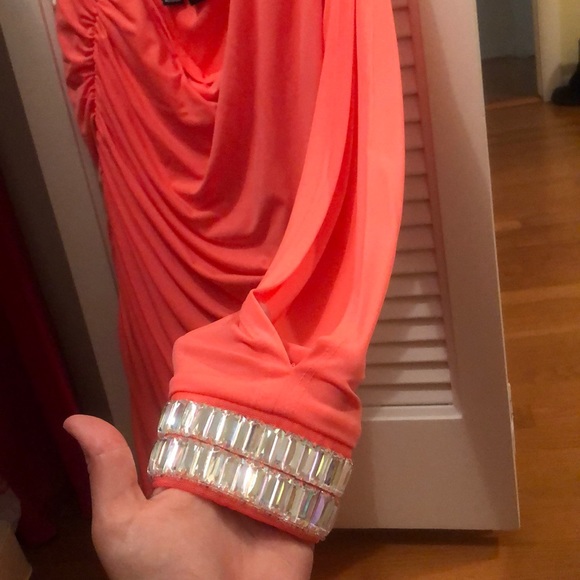 Dress - Picture 2 of 2